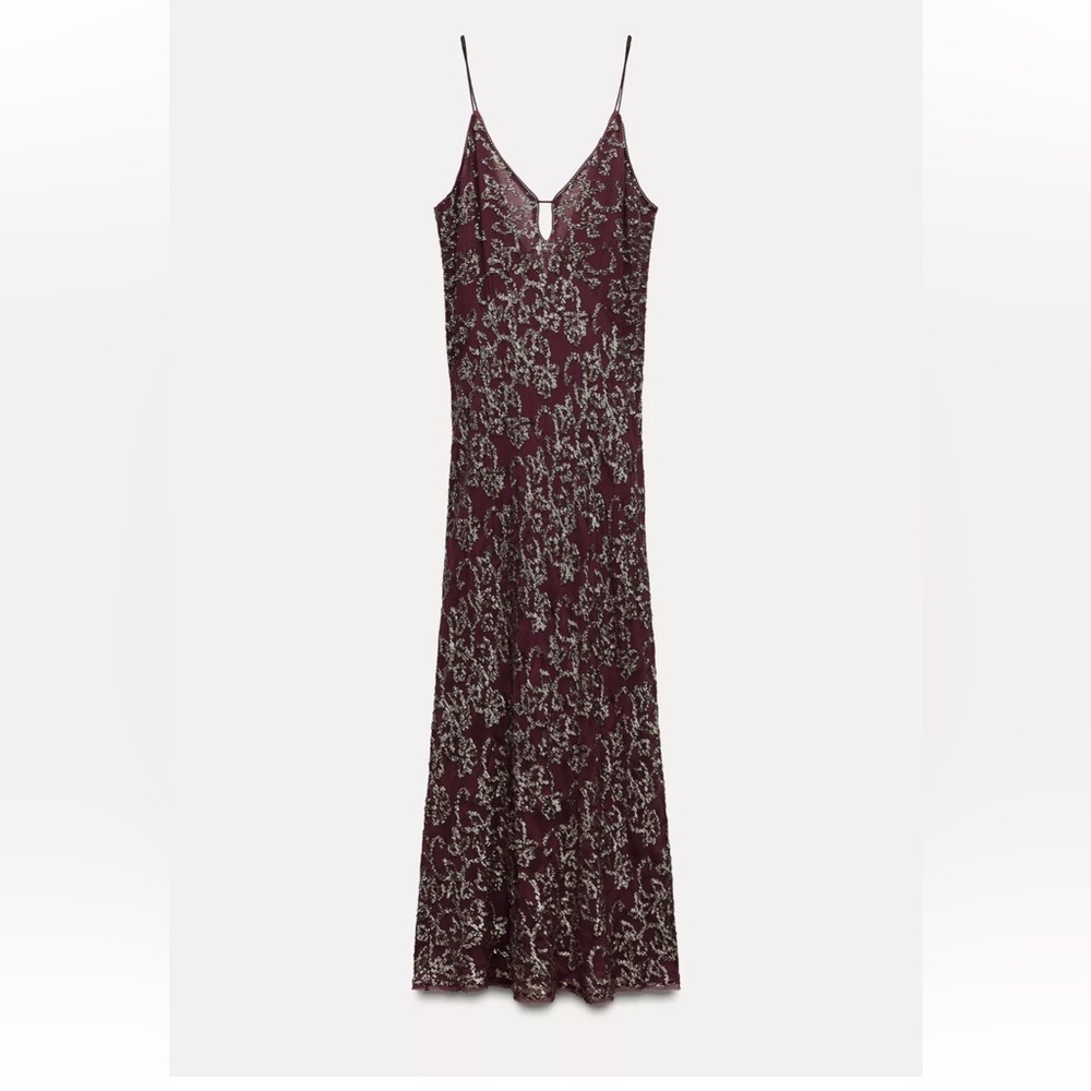 ZaRA SEQUIN SLIP DRESS ZW
COLLECTION
MAROON - REF. 6895/271